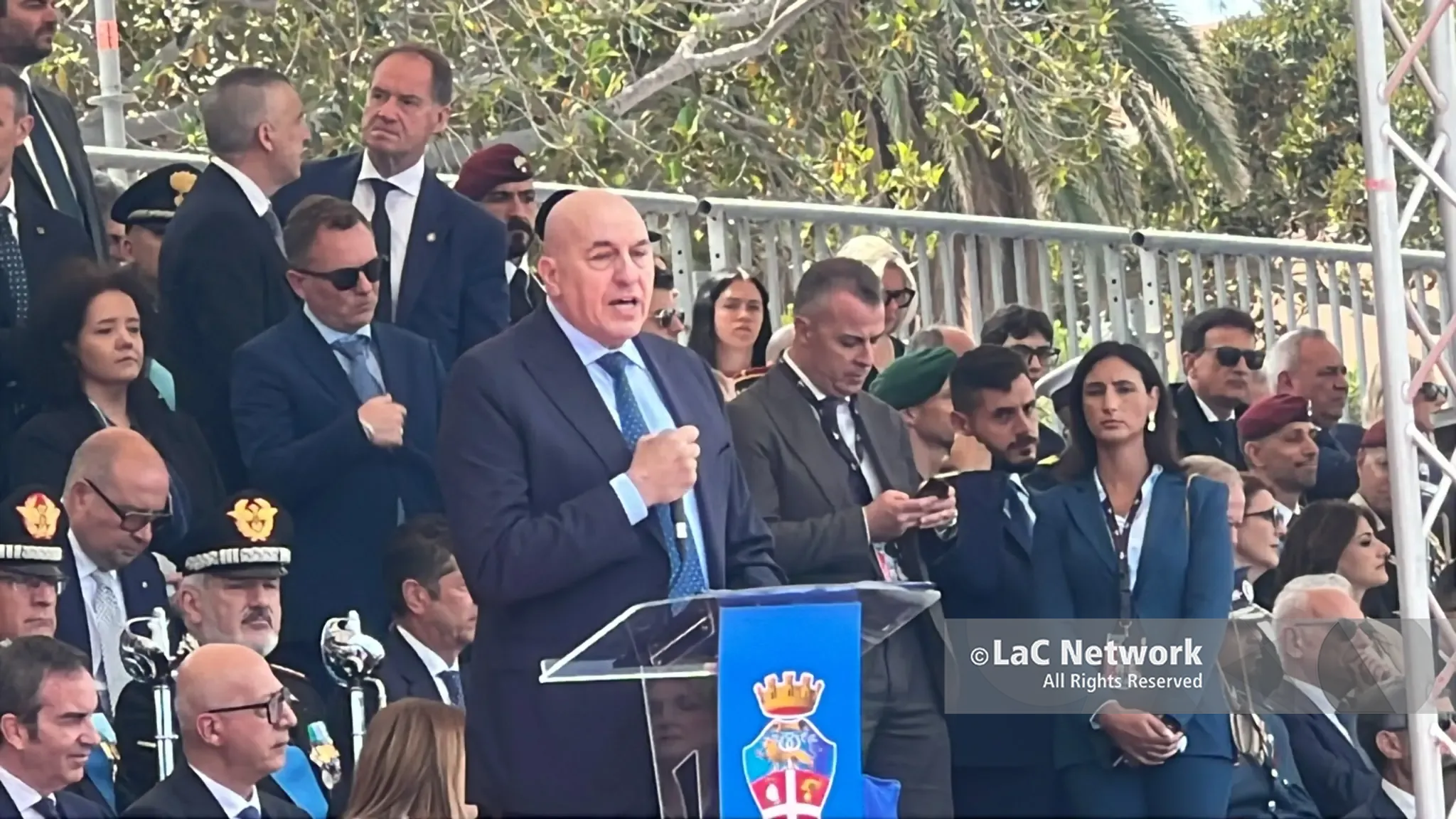 Anche il ministro Crosetto a Reggio per la Festa nazionale dei carabinieri: «La vera ricchezza dell’Arma sono le persone»\n