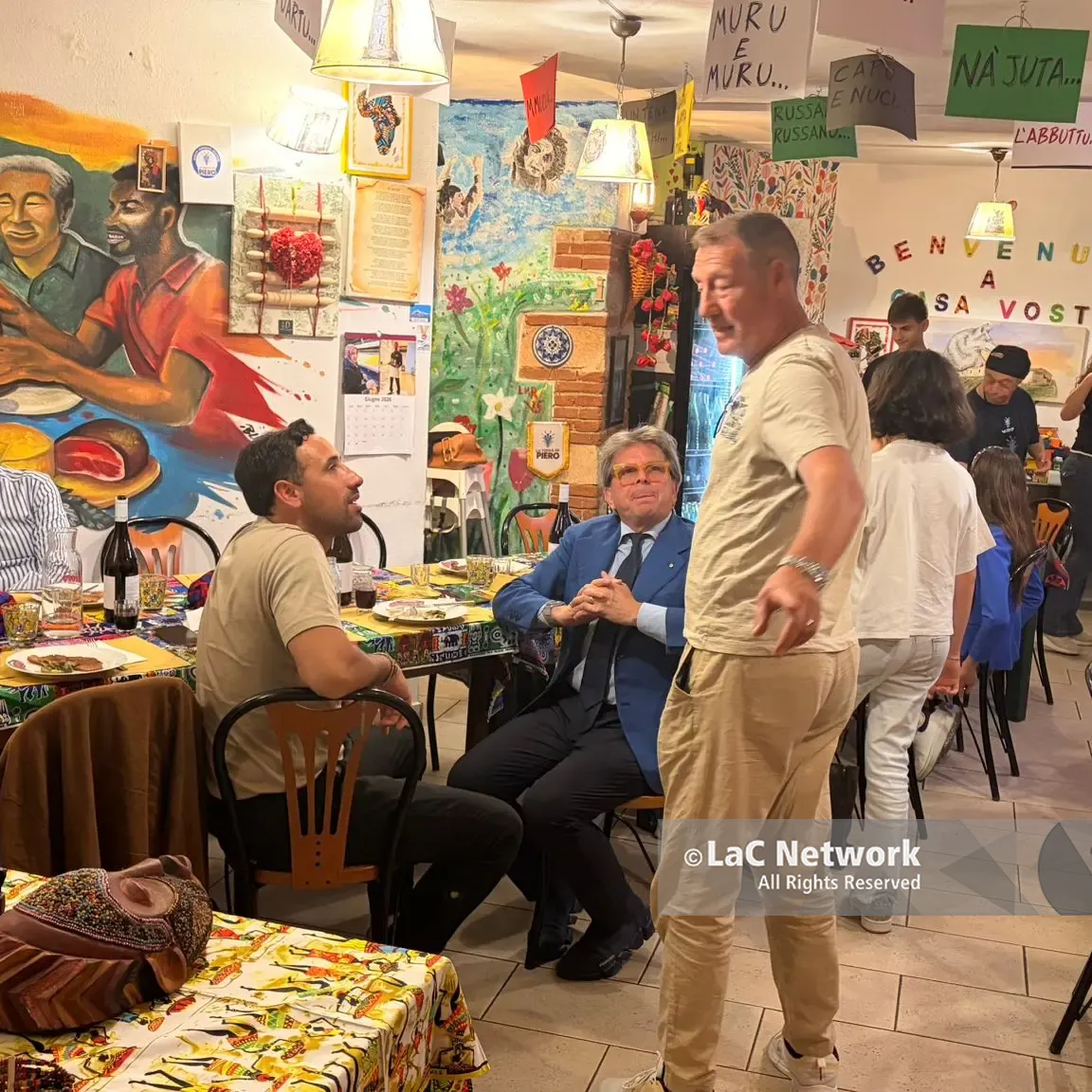 Pane,\u00A0amore e…\u00A0Cosenza: cena solidale da Affavorì\u00A0(e ci sono anche Citrigno e Mazzuca)\n\n\n