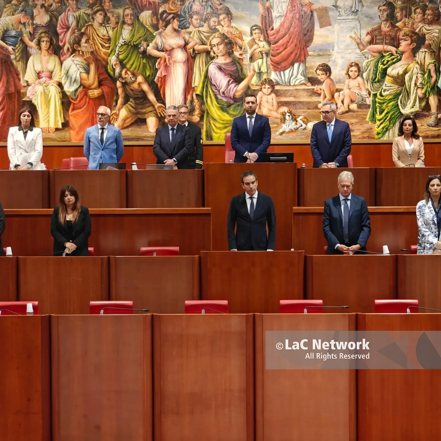 Al via il Consiglio regionale con un minuto di silenzio per le vittime di Amendolara, al primo punto il contrasto al caporalato\n