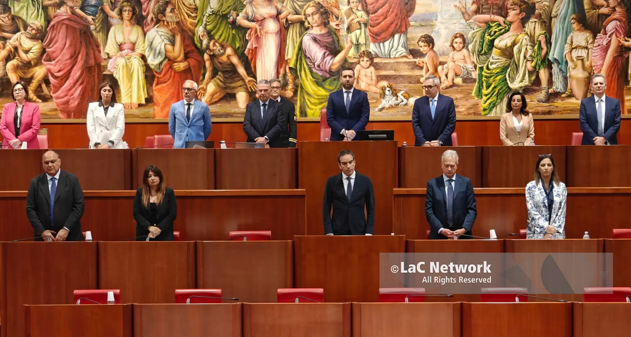 Al via il Consiglio regionale con un minuto di silenzio per le vittime di Amendolara, al primo punto il contrasto al caporalato\n
