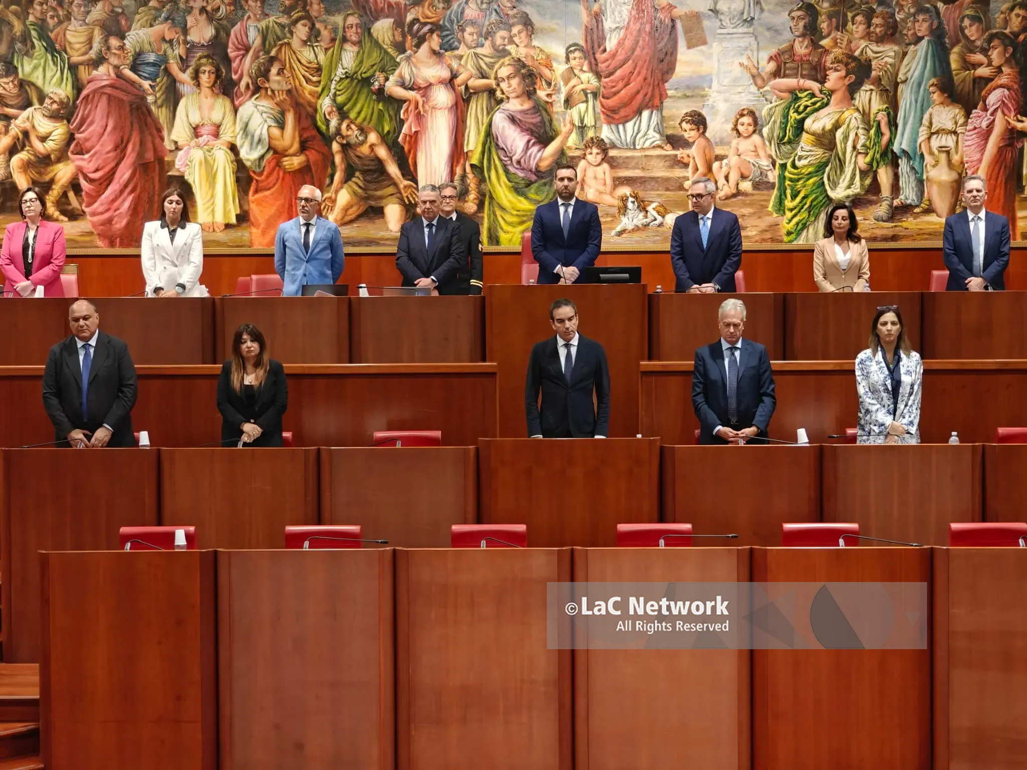 Al via il Consiglio regionale con un minuto di silenzio per le vittime di Amendolara, al primo punto il contrasto al caporalato\n