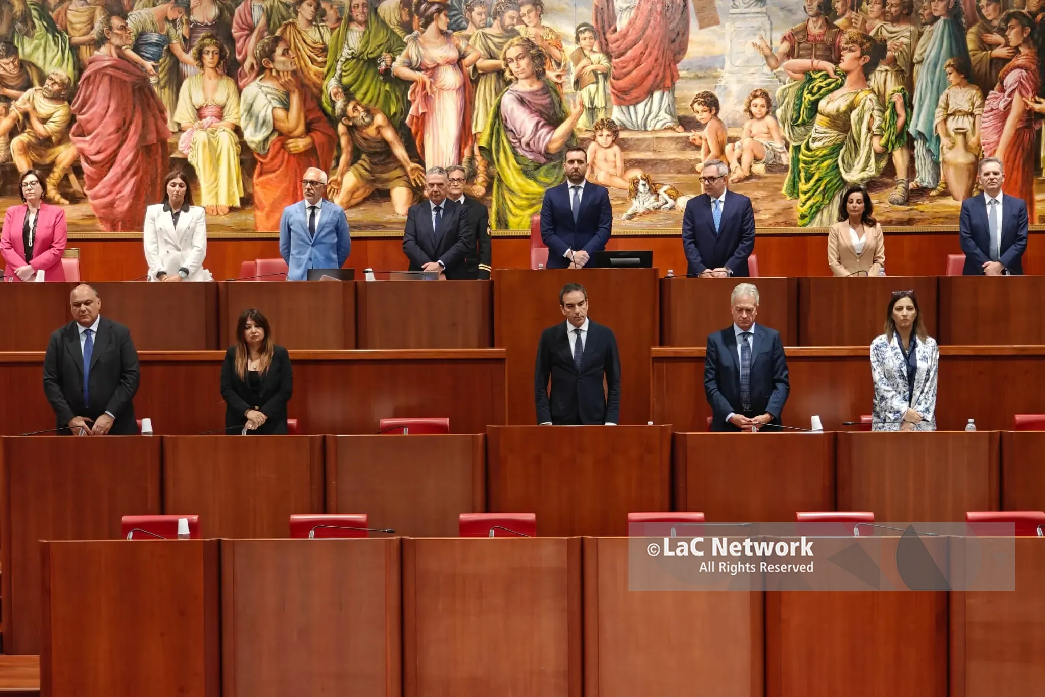 Al via il Consiglio regionale con un minuto di silenzio per le vittime di Amendolara, al primo punto il contrasto al caporalato\n