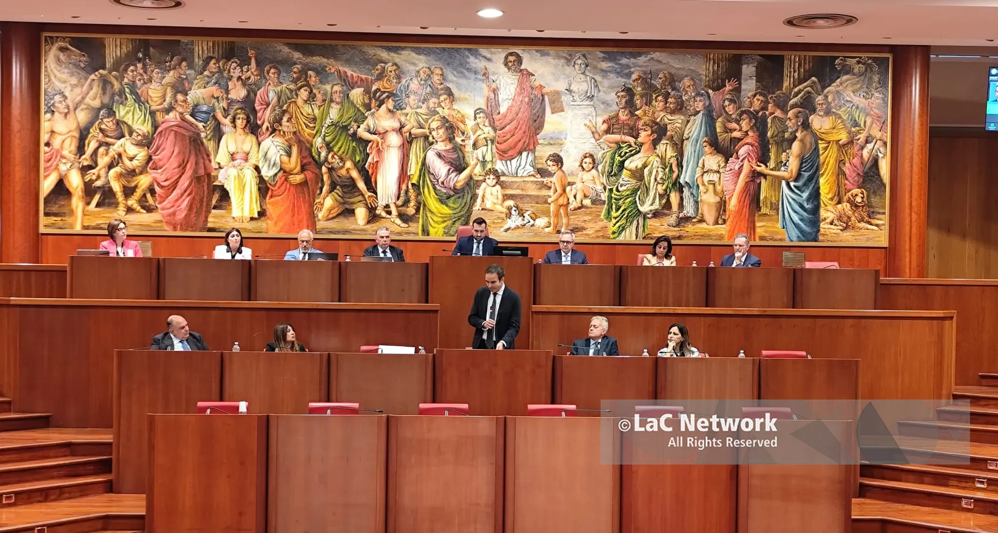 Il contrasto al caporalato in Consiglio regionale dopo Amendolara, l’opposizione: «Strage annunciata»\n