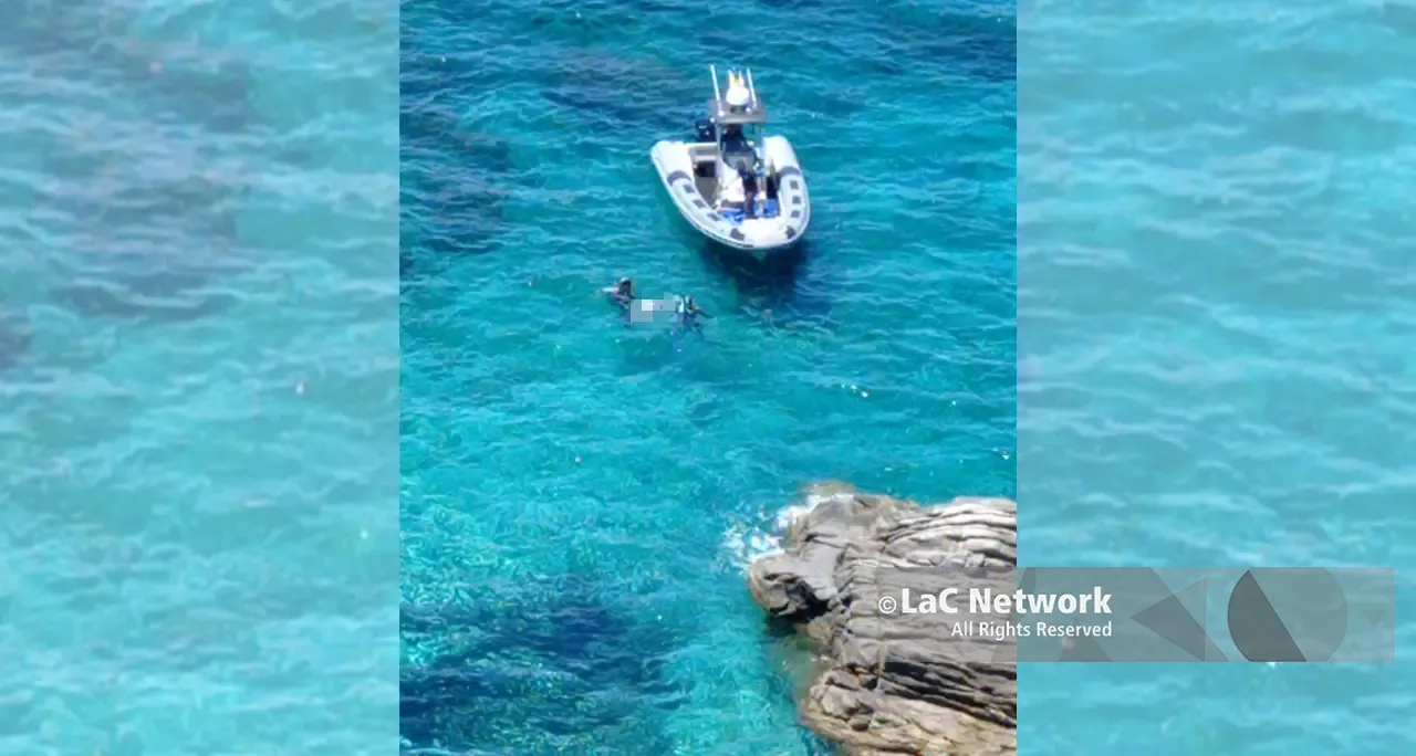 Briatico, avvistato in mare il corpo senza vita di una donna. Il ritrovamento a pochi metri dalla riva\n