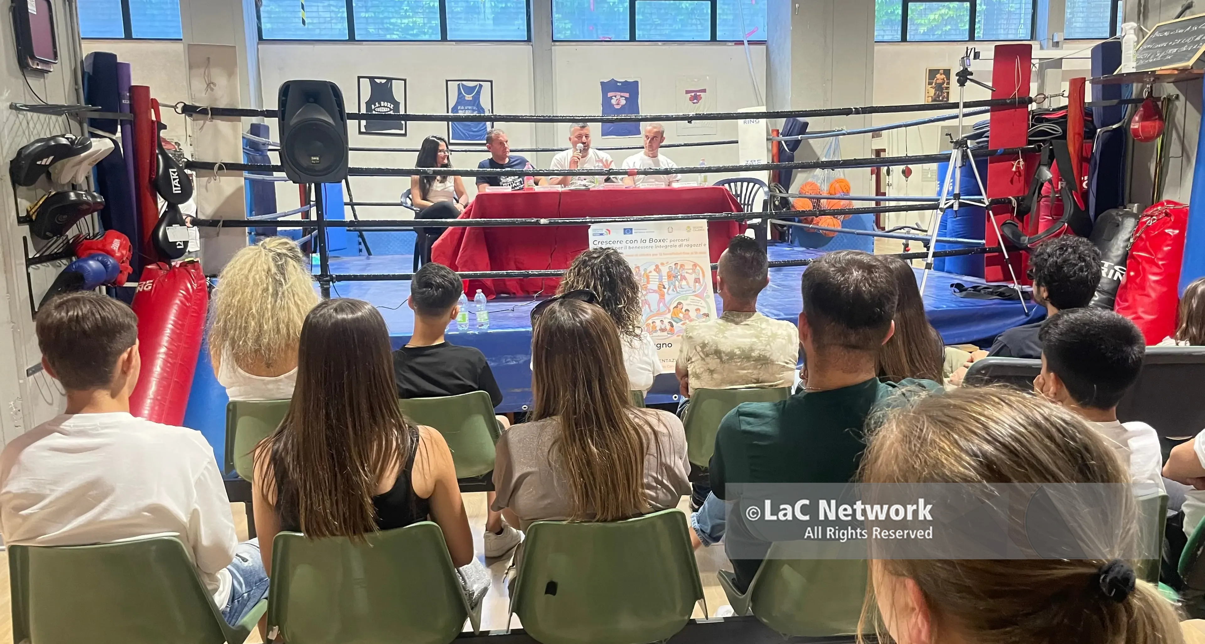 Quando lo sport è inclusione, alla Boxe Popolare di Cosenza parte un progetto per dodici minori svantaggiati\n