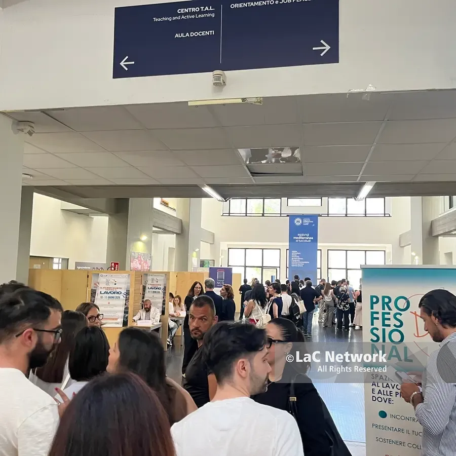 Uno spazio di incontro tra chi offre e chi cerca lavoro: alla Mediterranea al via il Professional Day\n\n\n