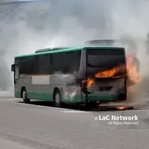 <p>Pullman in fiamme all’autostazione di Cosenza: intervento dei vigili del fuoco – <span style=\"color:hsl(0, 75%, 60%);\">VIDEO</span></p>