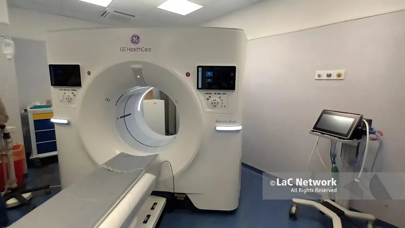 L’ospedale di Vibo festeggia la nuova Tac da 1,5 milioni: «Nessuno ce l’ha in Calabria, verranno qui da tutta la regione»\n