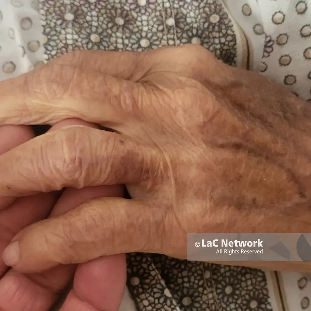 Perde la fede nuziale durante il\u00A0ricovero, sull’anulare un vistoso livido: presentata\u00A0denuncia\u00A0per furto aggravato\n