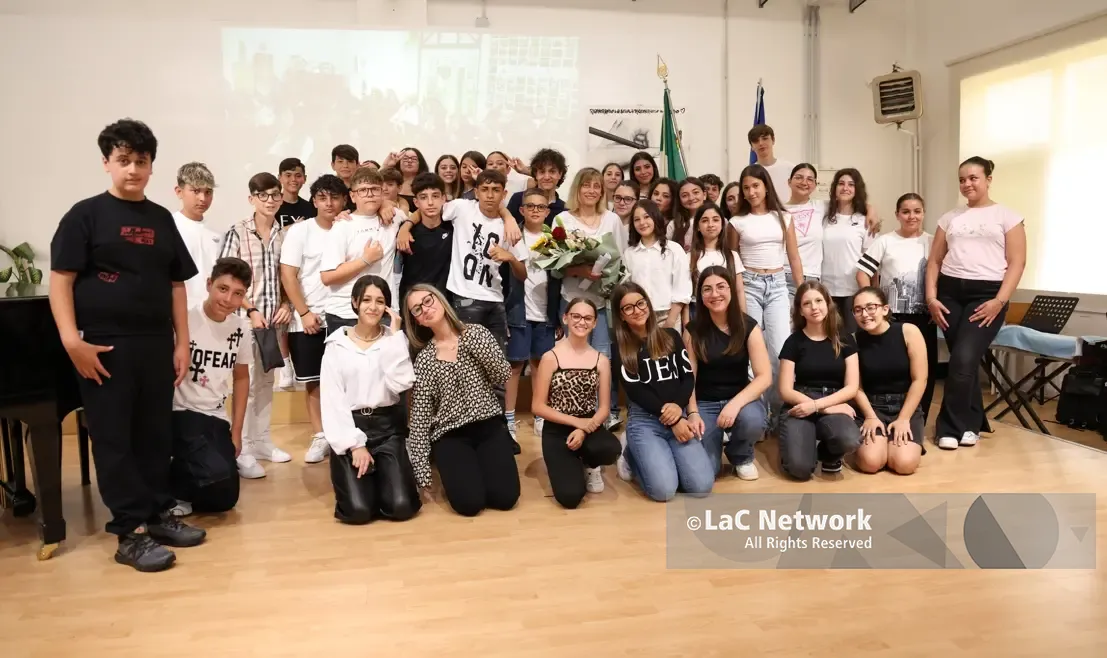 Scuola e informazione, si conclude un anno ricco di emozioni e crescita con il Tg Young e Il Salotto delle Interviste\n