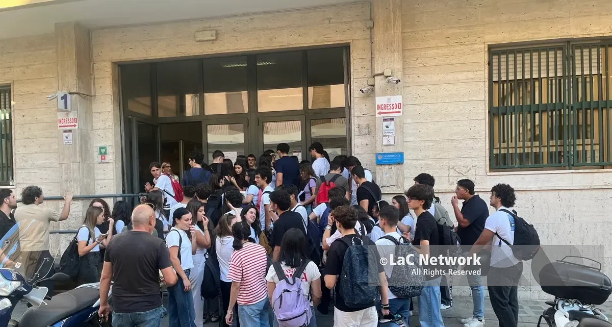 Prima prova, l’emozione dei genitori: «Stessa tensione. (Ri)facciamo esami insieme a loro»\n\n\n