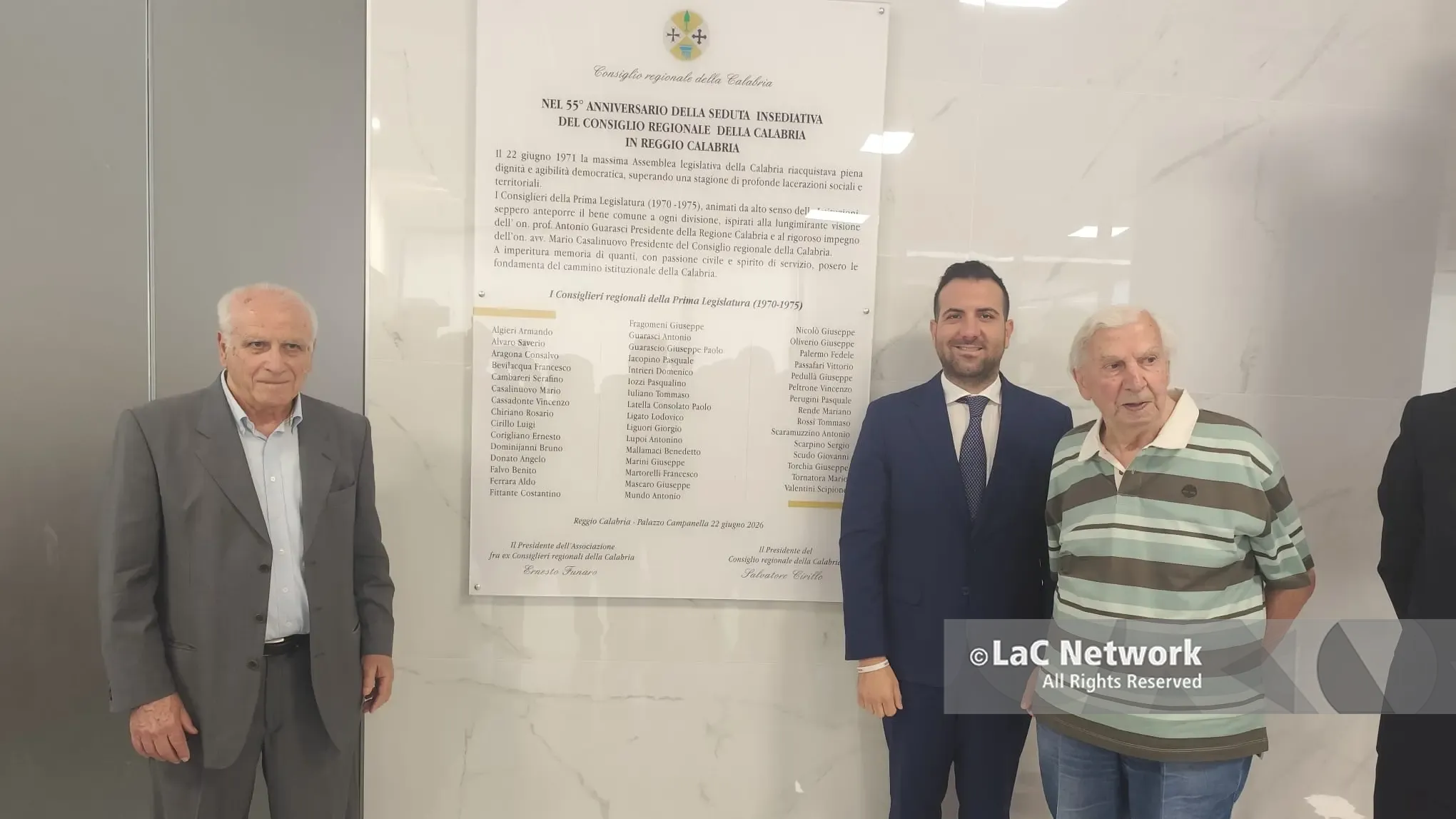 Una targa per celebrare i 55 anni del Consiglio regionale a Reggio Calabria: «Custodire la memoria e continuare a costruire»\n
