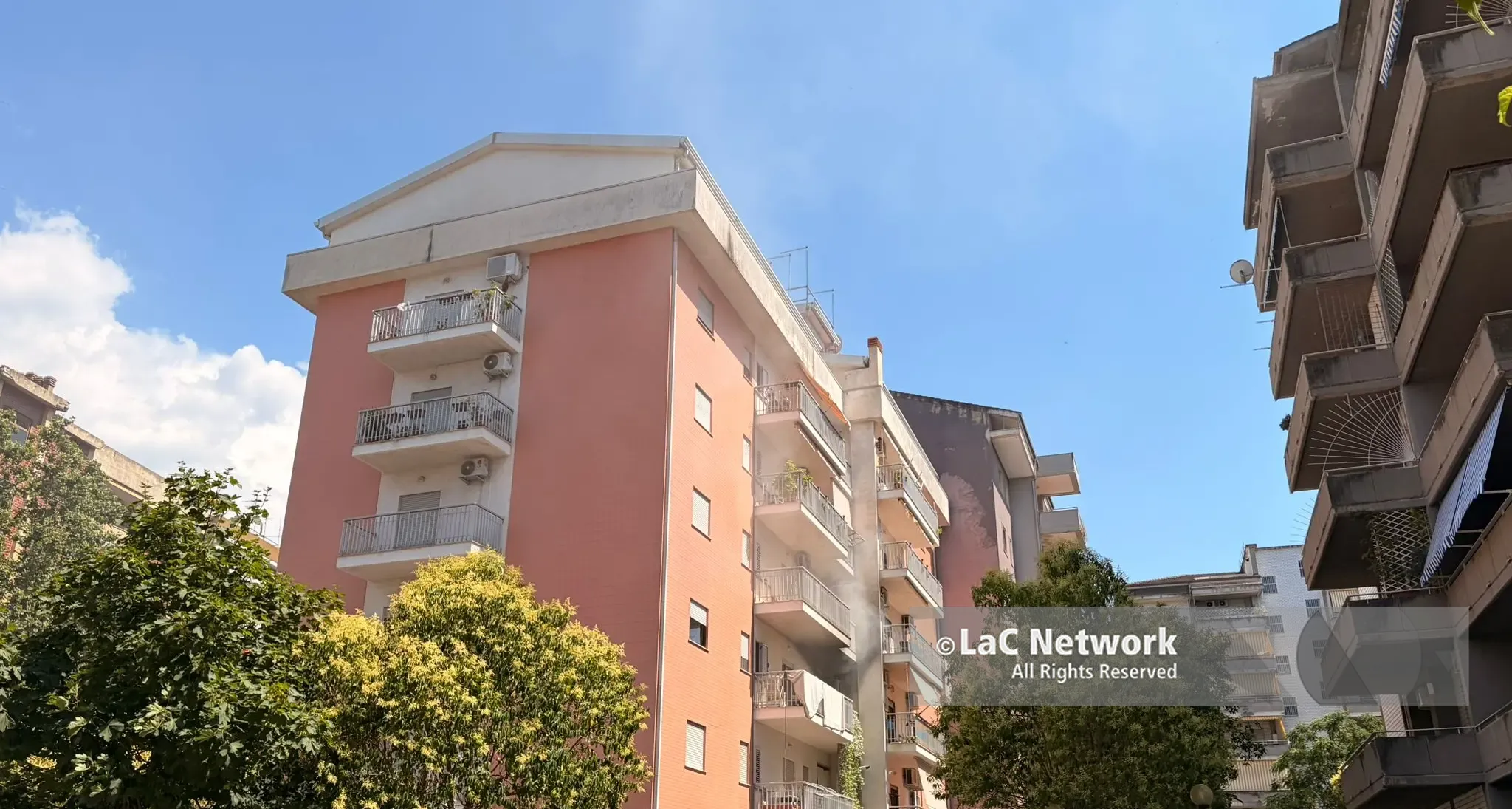 Principio d’incendio in un appartamento a Cosenza, nessun ferito\n
