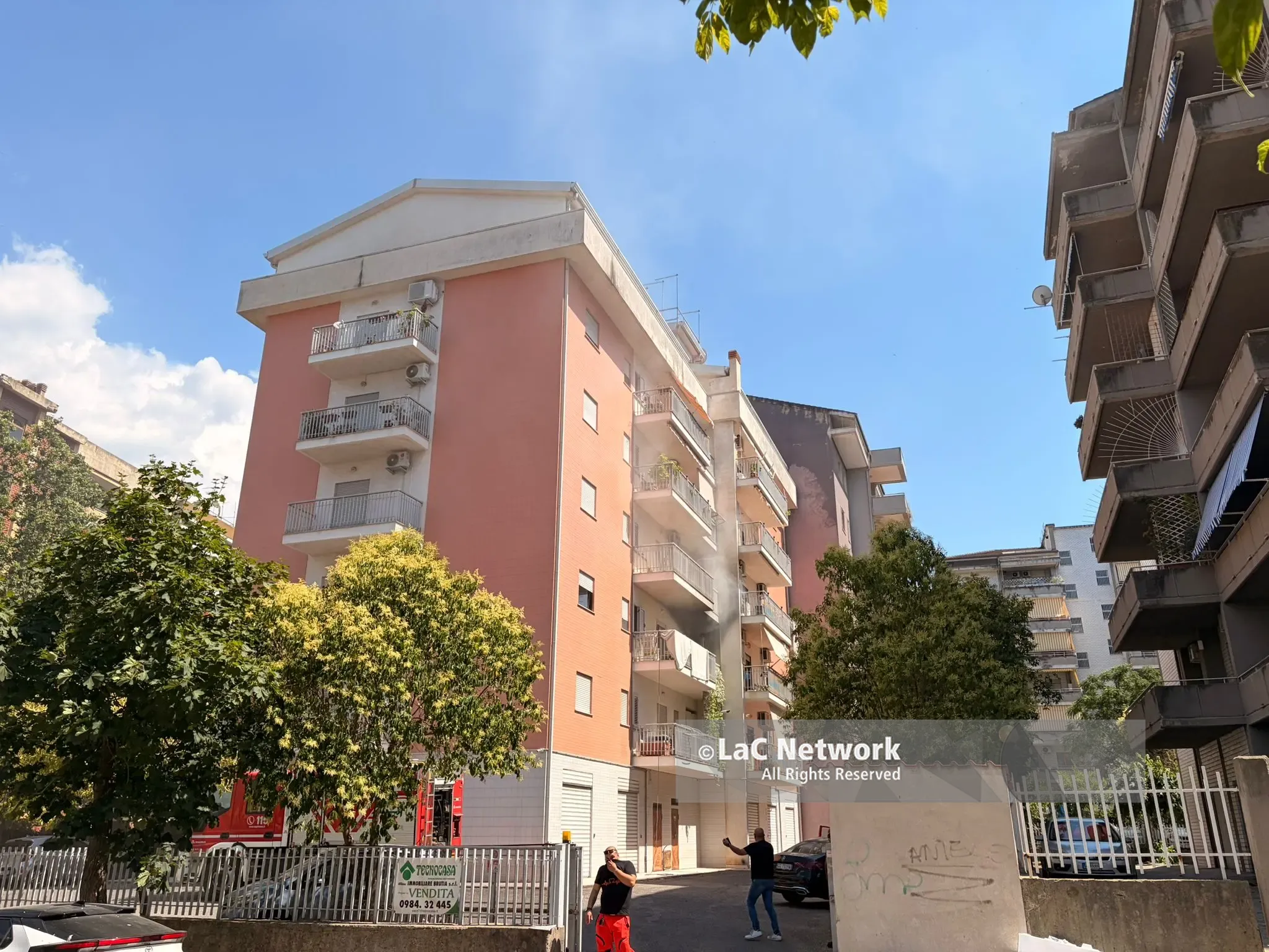 Principio d’incendio in un appartamento a Cosenza, nessun ferito\n
