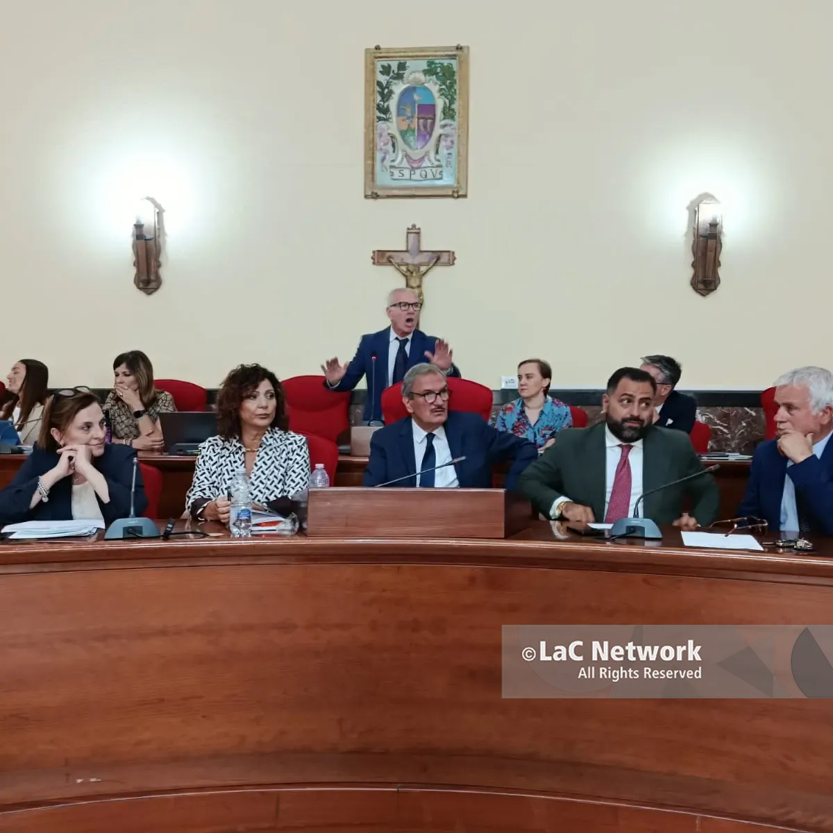 <p>Depositi costieri a Vibo Marina, riunione “segreta” tra Romeo e Ammaturo: nuova bozza per la delocalizzazione</p>