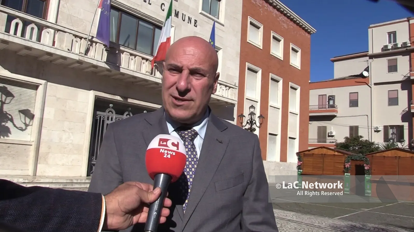 <p>Il sindaco di Crotone indagato per falso, <span style=\"color:hsl(0, 75%, 60%);\">Voce sentito dai magistrati</span>: «Chiarito tutti gli aspetti»</p>