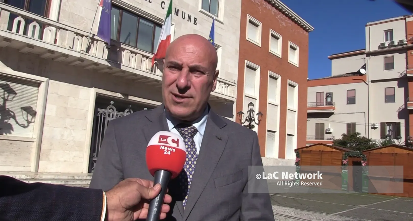 <p>Il sindaco di Crotone indagato per falso, <span style=\"color:hsl(0, 75%, 60%);\">Voce sentito dai magistrati</span>: «Chiarito tutti gli aspetti»</p>