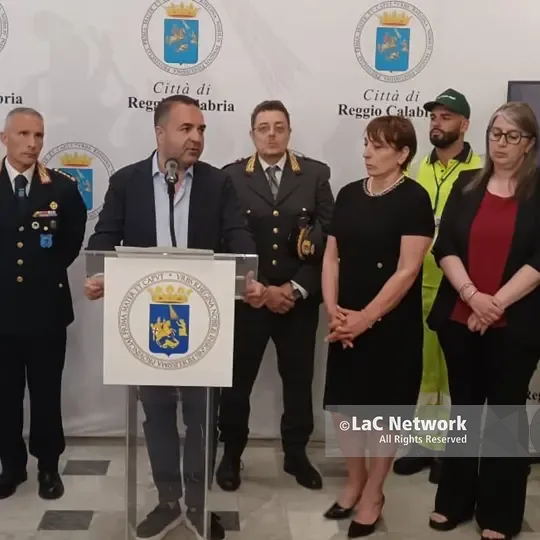 Pulizia e decoro in città, Cannizzaro firma l’ordinanza: sanzioni più che triplicate per i furbetti del rifiuto\n