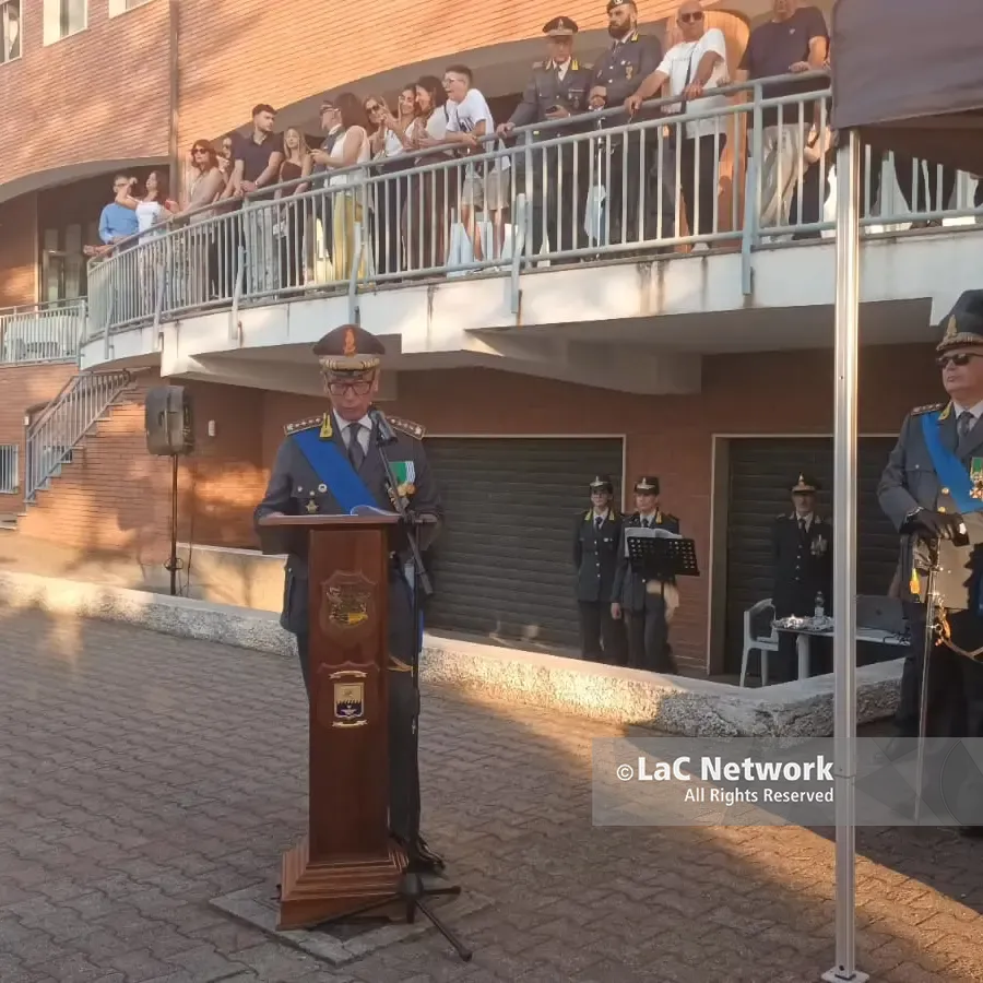 Anniversario della Guardia di finanza, il colonnello Bua traccia il suo bilancio: «Impegno costante su reati tributari e capitali illeciti»\n