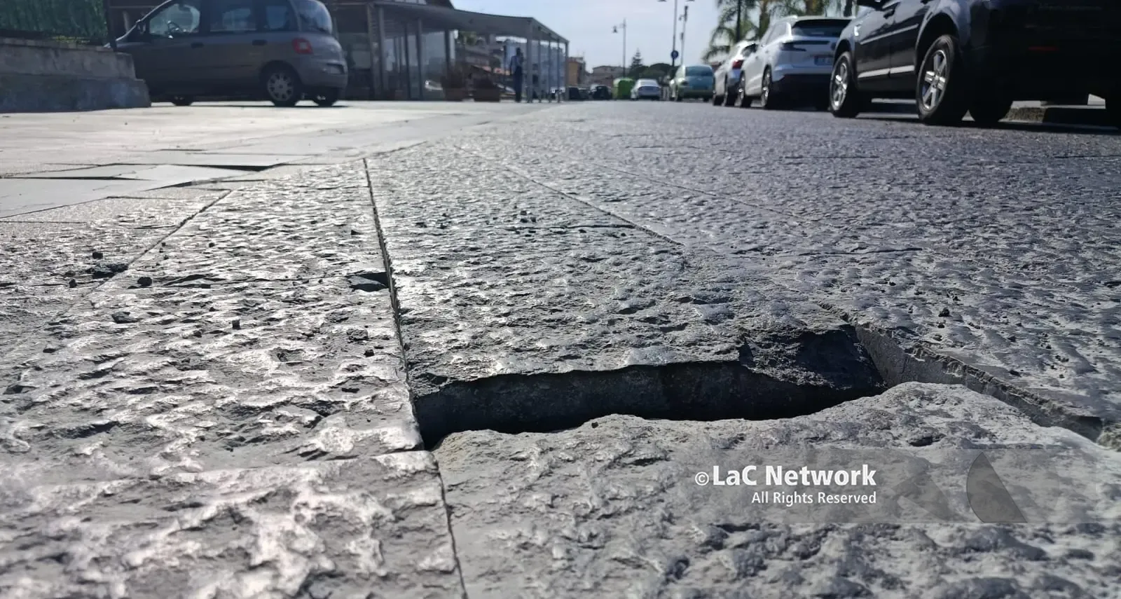 Basole \"ballerine\" (e pericolose) a Vibo Marina: gomme squarciate e automobilisti arrabbiati\n