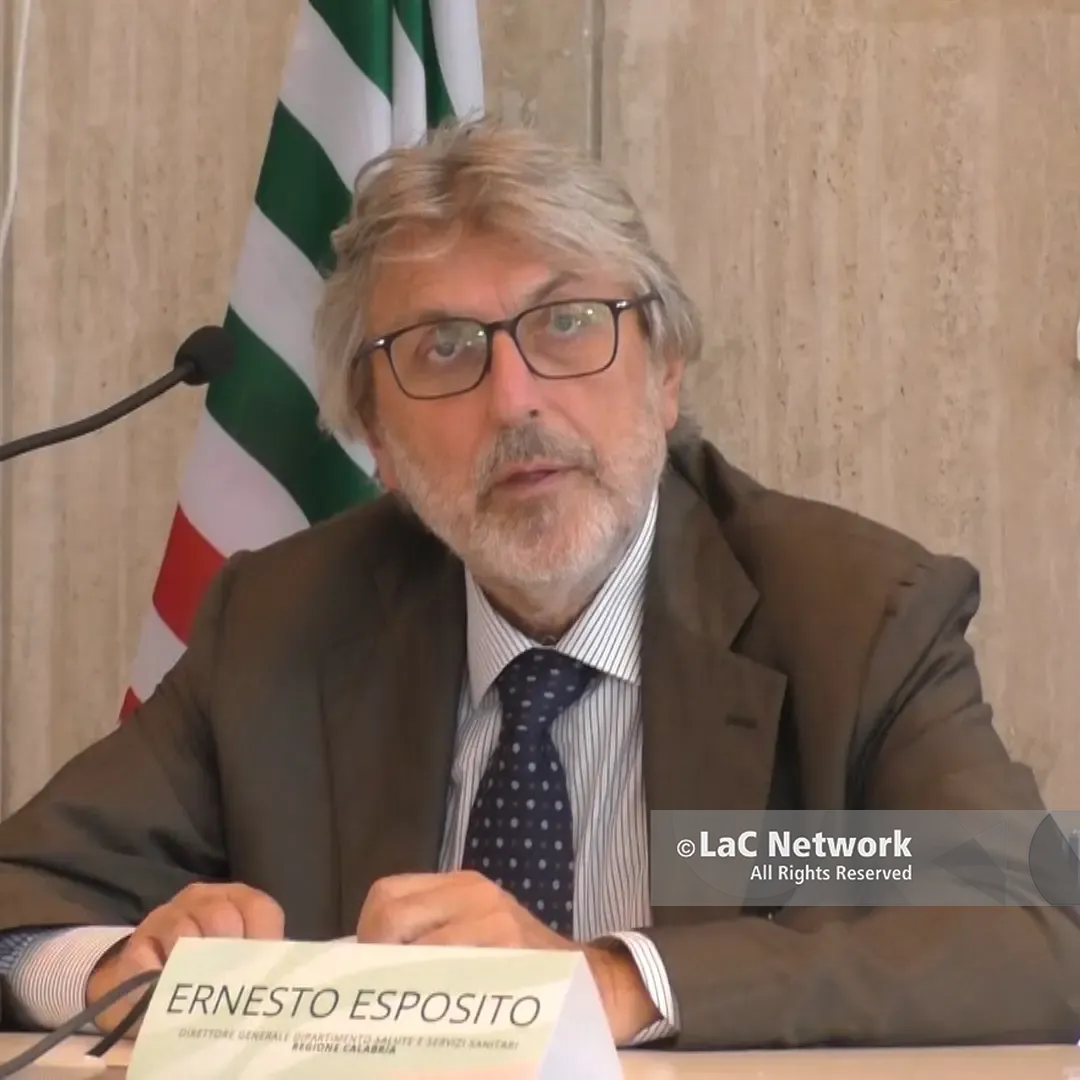Case e ospedali di comunità in Calabria, il\u00A0dirigente\u00A0del dipartimento Salute Esposito:\u00A0«Rispettate\u00A0scadenze,\u00A0molte strutture attive»\n