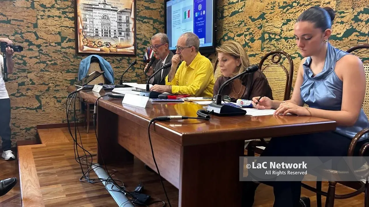 Vibo, il premio Filangieri a Vito Teti: «Tornare a fare ricerca antropologica sul campo, bisogna andare sui posti e ascoltare le persone»\n