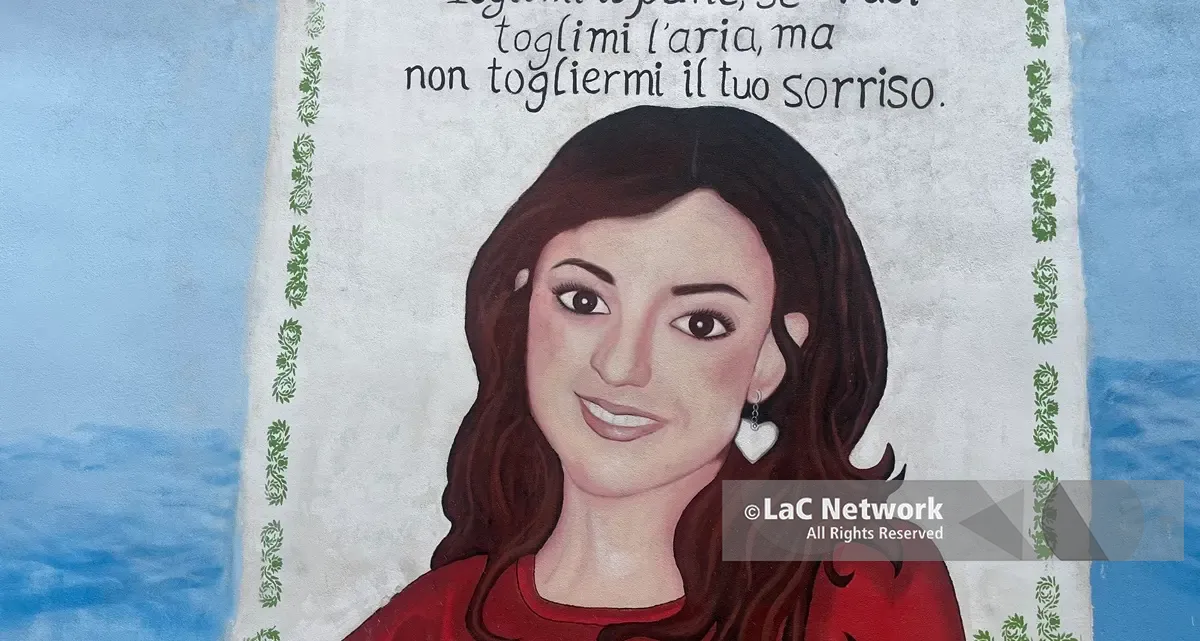 <p>A Reggio Calabria un murale per ricordare Benedetta Nieddu del Rio a 14 anni dalla scomparsa</p>