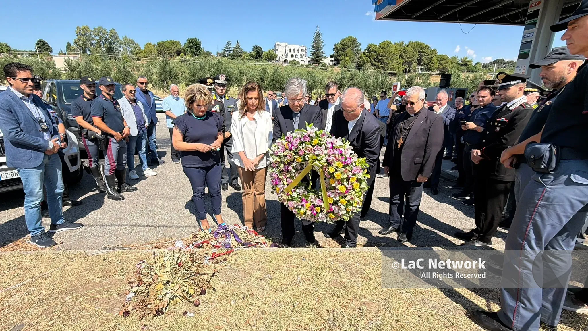 Strage Amendolara, il monito di mons. Savino:\u00A0«Le nostre coscienze bruciate in quell’auto, nessuno può autoassolversi»\n