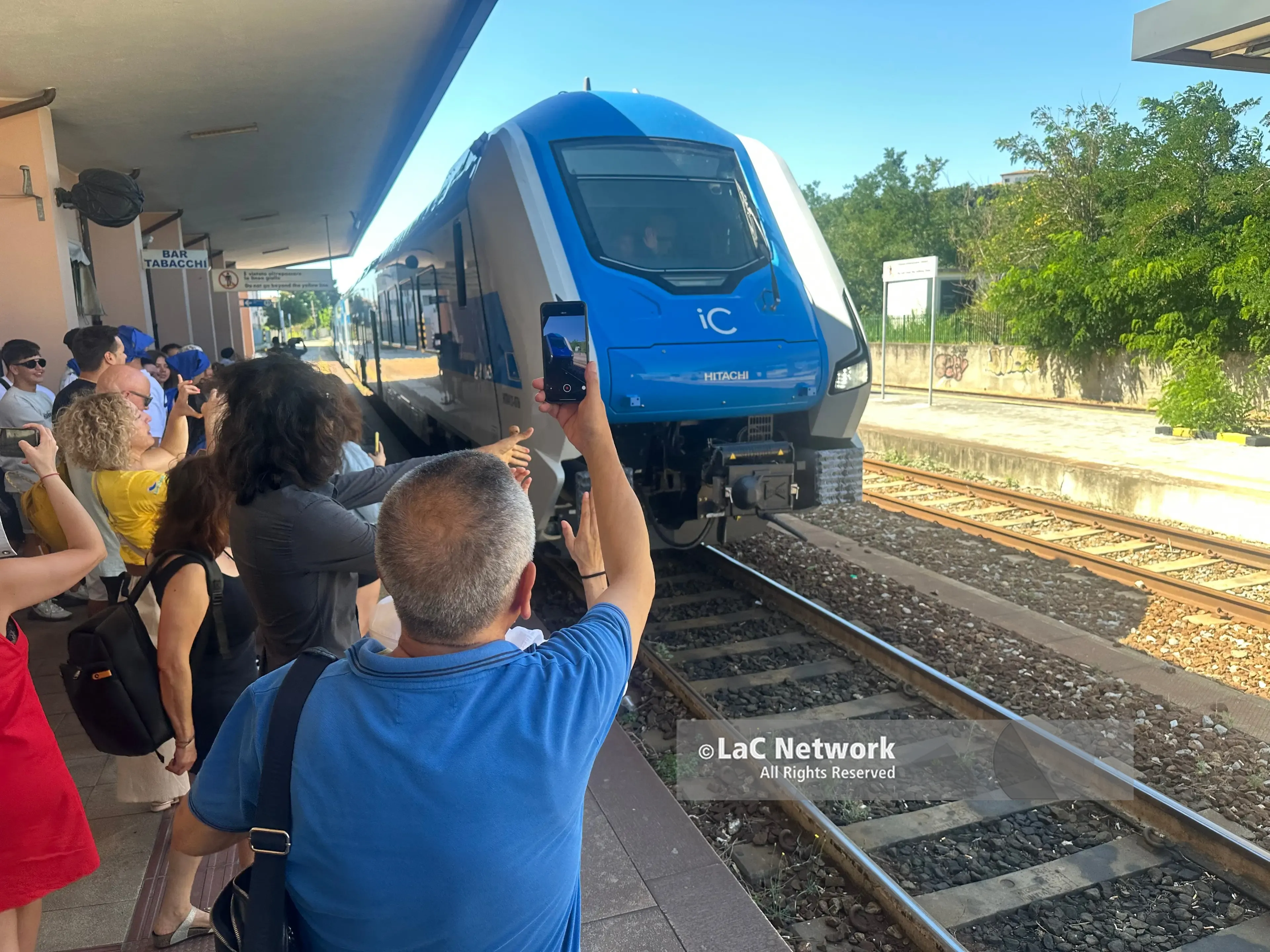 Soverato saluta il passaggio dell’Intercity Roma-Reggio Calabria, attivo da oggi dopo 24 anni\n