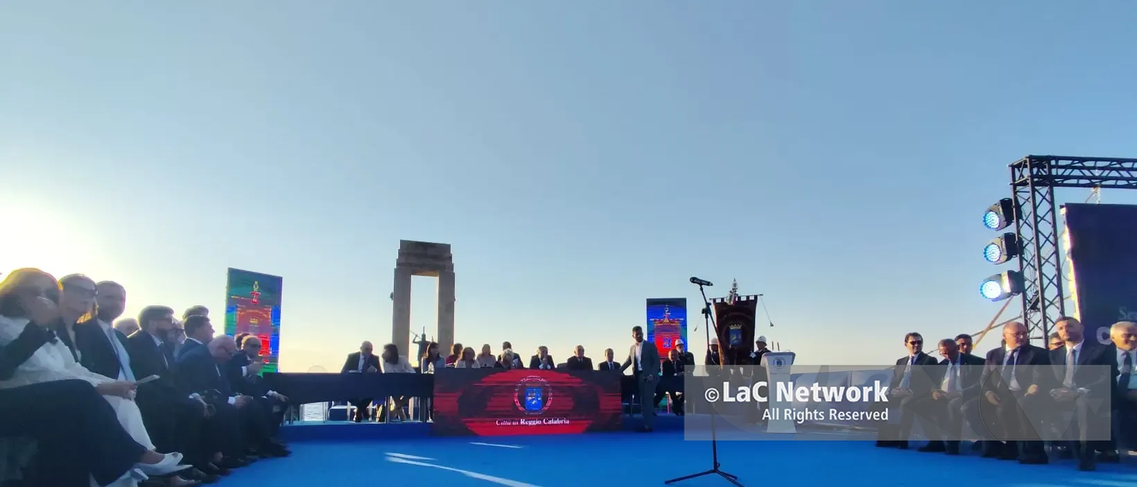 Inizia l’era Cannizzaro a Reggio Calabria, oggi il primo Consiglio comunale all’Arena dello Stretto: LA DIRETTA\n