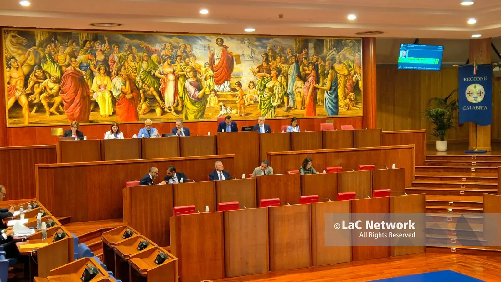 Consiglio regionale, via libera al referendum che deciderà i confini tra Zambrone e Zaccanopoli: riguarderà 13 famiglie\n