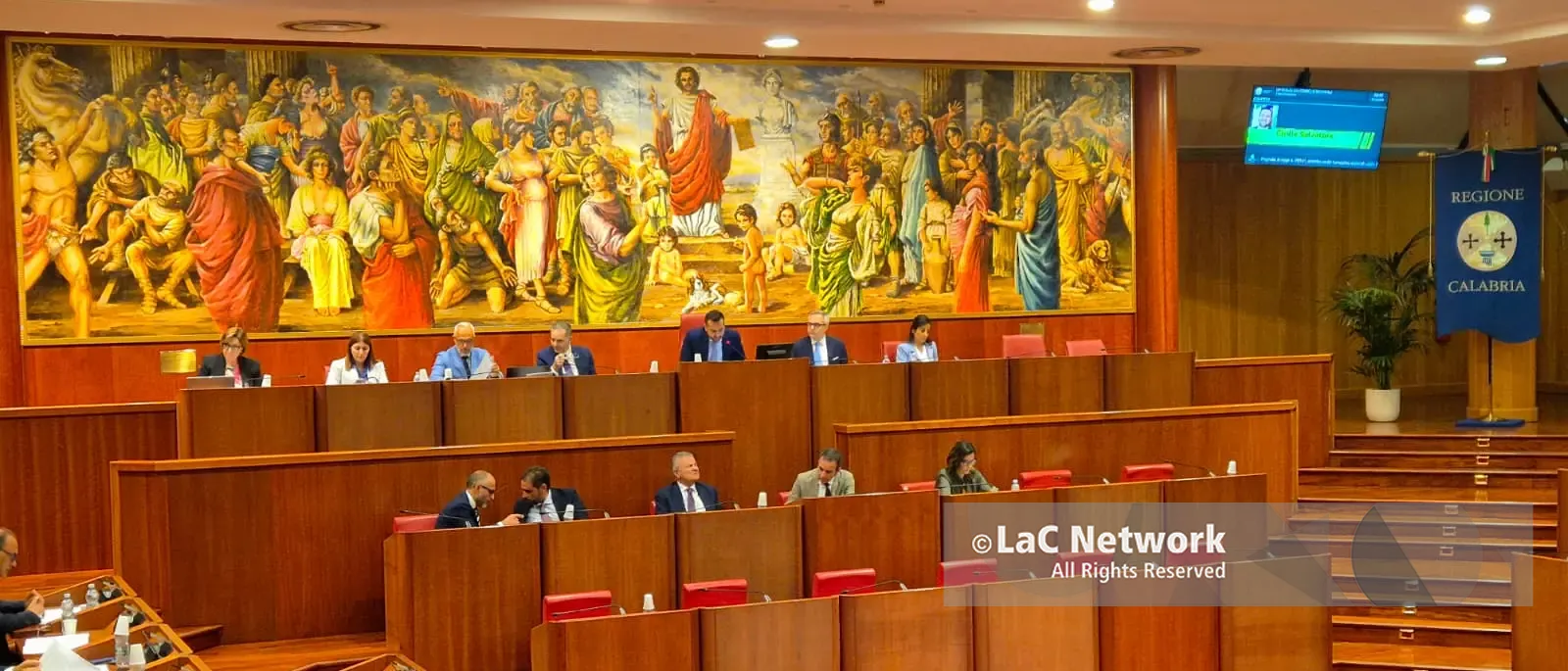 Consiglio regionale, via libera al referendum che deciderà i confini tra Zambrone e Zaccanopoli: riguarderà 13 famiglie\n