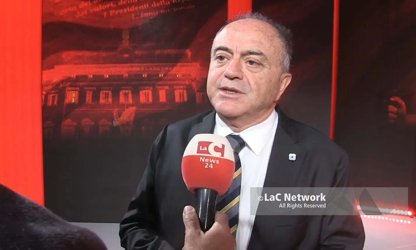 Gratteri contro il “bavaglio” alle Procure: «L’informazione è un diritto sacro, i cittadini devono sapere»\n