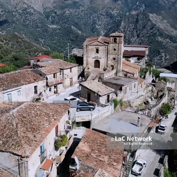 Gallicianò, il borgo dove sopravvive il greco di Calabria protagonista di LaC Storie\n