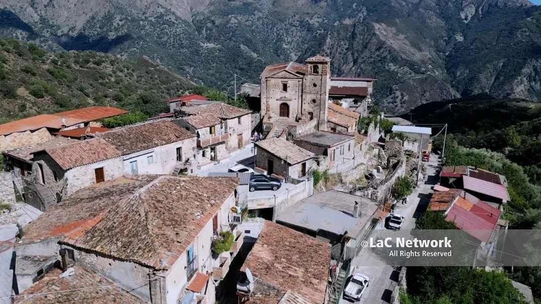 Gallicianò, il borgo dove sopravvive il greco di Calabria protagonista di LaC Storie\n