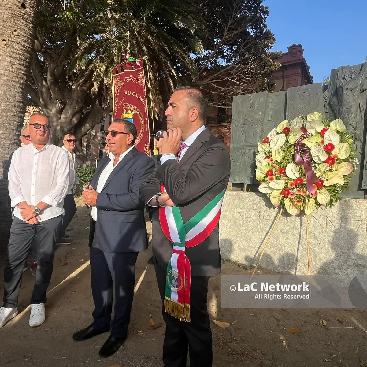 <p>Il sindaco Cannizzaro ricorda le <span style=\"color:hsl(0,75%,60%);\">vittime della Rivolta</span>: «Non è una festa di destra, è la storia della città. Presto dedicheremo un museo»</p>