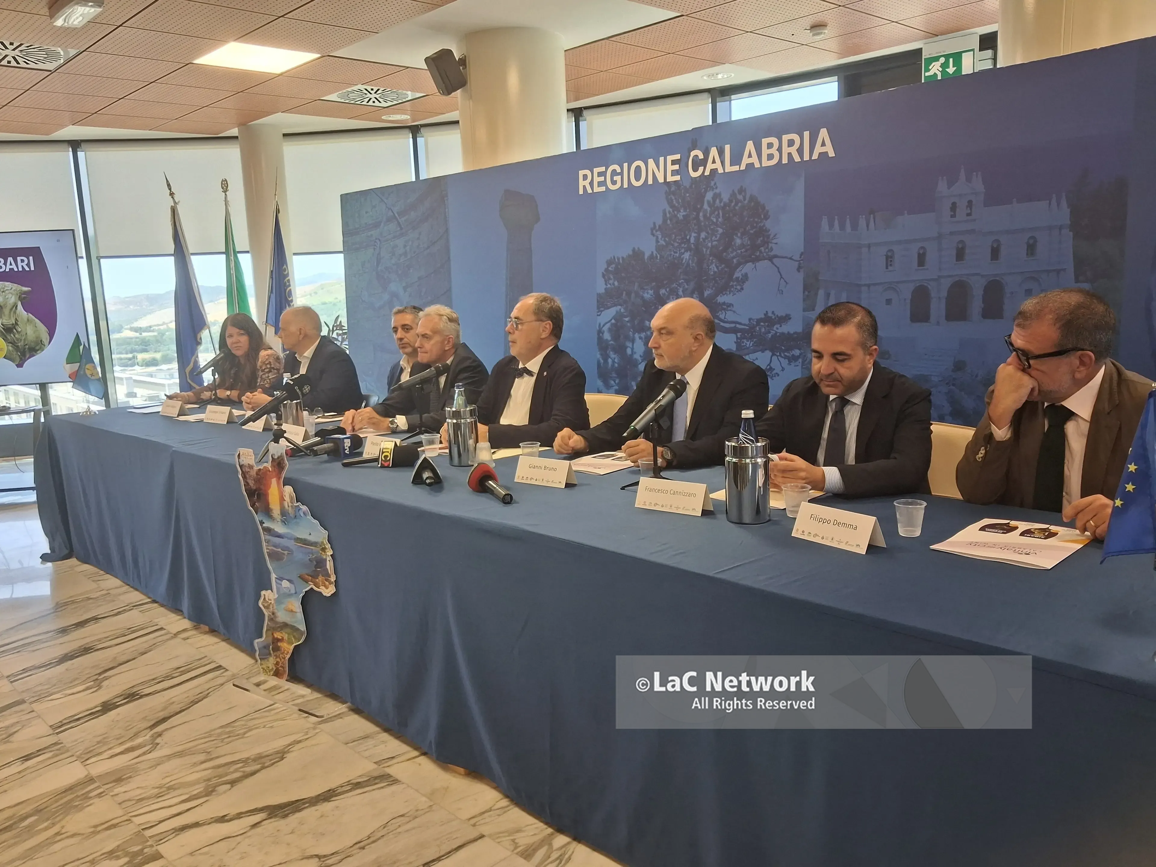 Vinitaly and the City tra Sibari e Reggio, Gallo: «Raccontiamo al mondo la grande storia della Calabria»\n