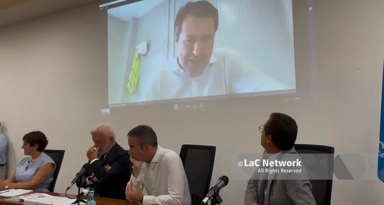 La SS 106 jonica\u00A0non è più un sogno, 4 progetti per unire Reggio e Catanzaro: «In Calabria cantieri per 22 miliardi»\n