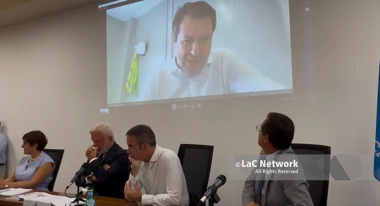 La SS 106 jonica\u00A0non è più un sogno, 4 progetti per unire Reggio e Catanzaro: «In Calabria cantieri per 22 miliardi»\n