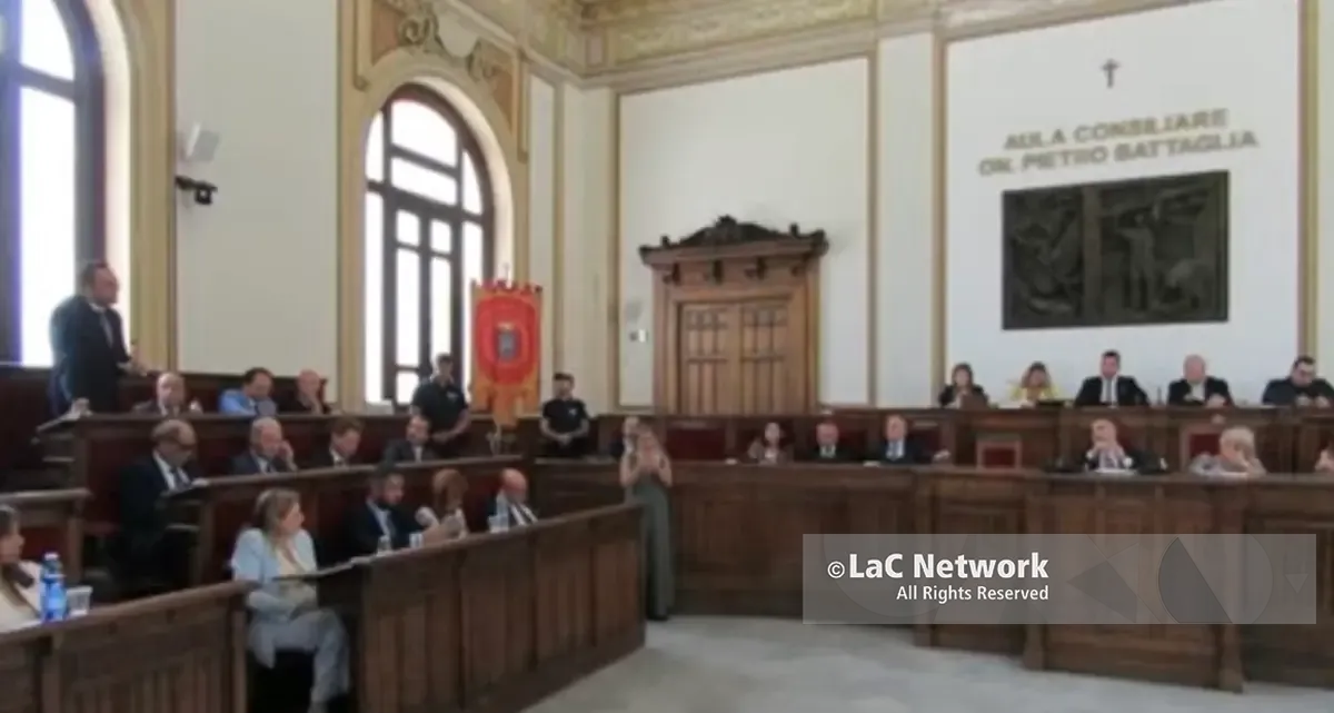 Museo della Rivolta di Reggio, ok a maggioranza del (primo)\u00A0Consiglio comunale: discussione aperta sulla sede