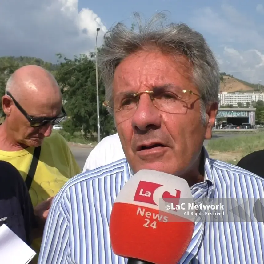 Sicurezza stradale nel quartiere Aranceto,\u00A0i cittadini chiedono una rotatoria urgente:\u00A0«Non possiamo attendere l’ennesimo incidente»\n