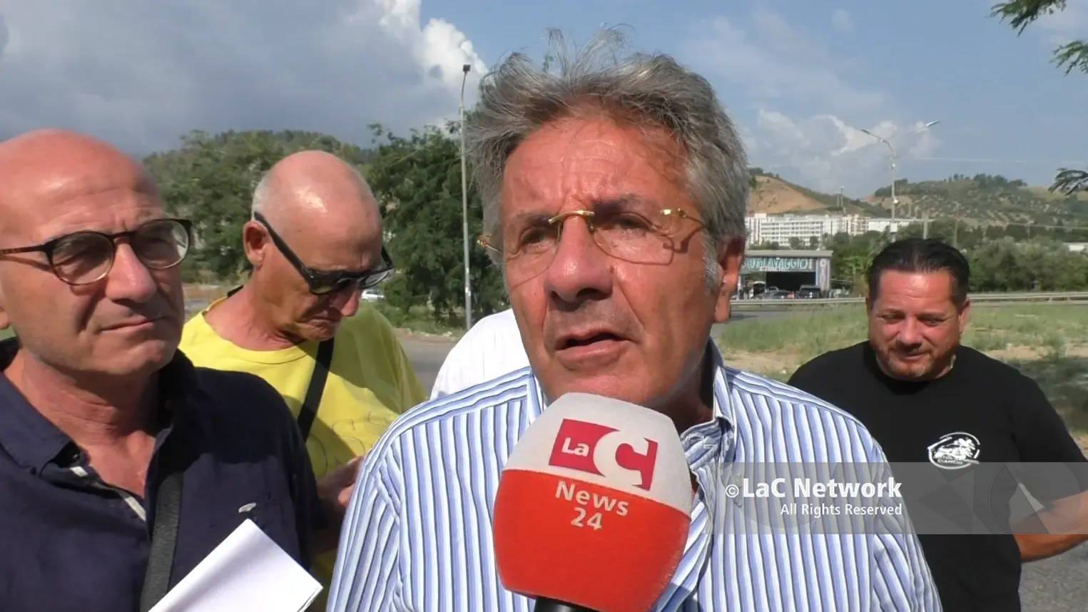 Sicurezza stradale nel quartiere Aranceto,\u00A0i cittadini chiedono una rotatoria urgente:\u00A0«Non possiamo attendere l’ennesimo incidente»\n