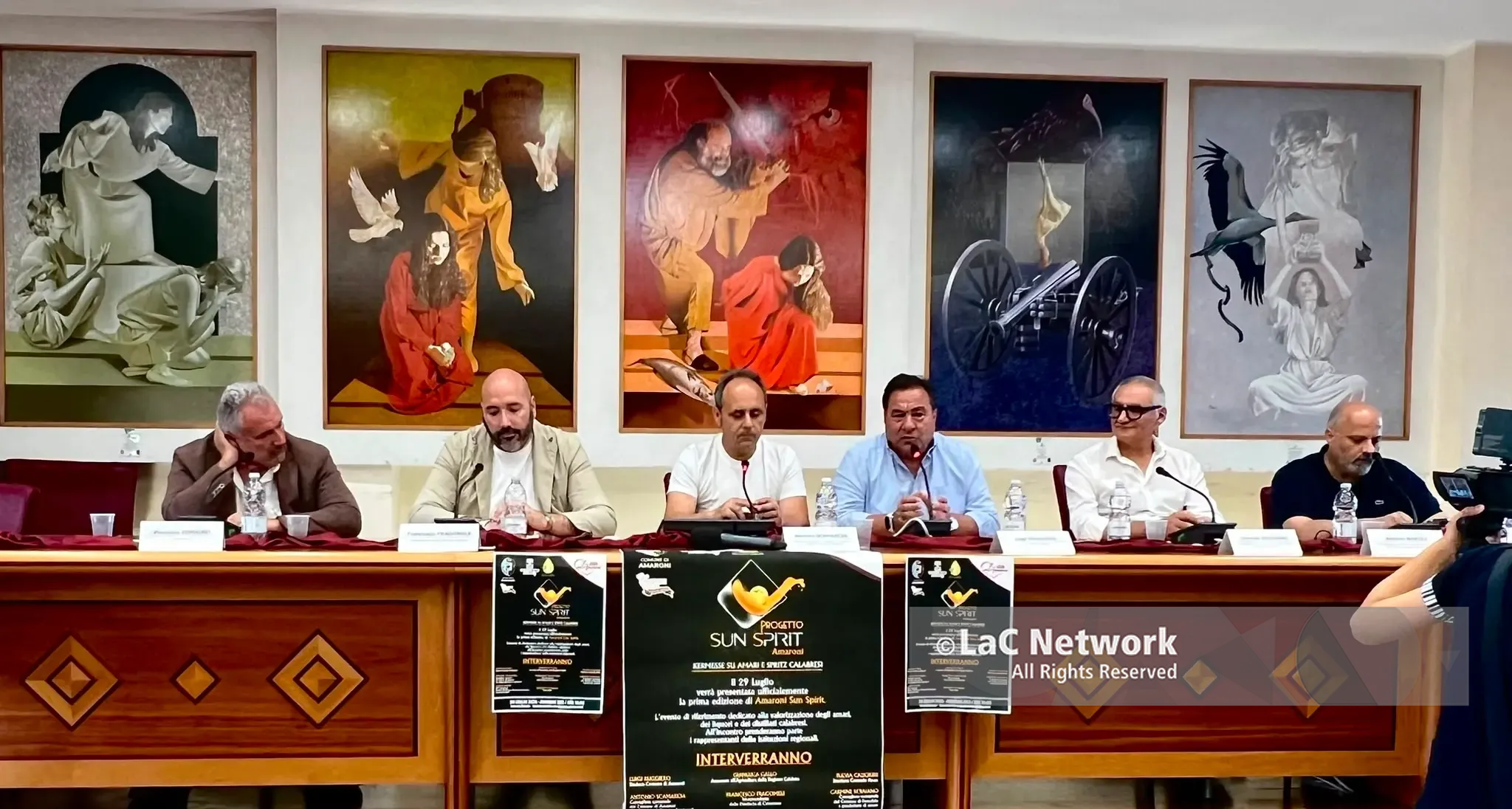 Presentata a Palazzo Canale la prima edizione di \"Amaroni Sun Spirit\": la Calabria celebra i suoi amari e distillati\n