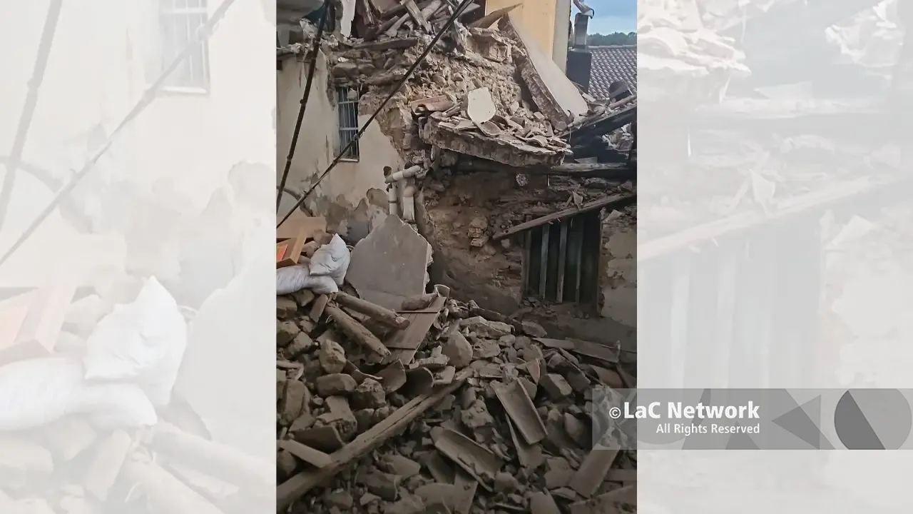Pizzoni, crolla un'abitazione nel centro storico: blackout e salta il concerto di Santino Cardamone\n
