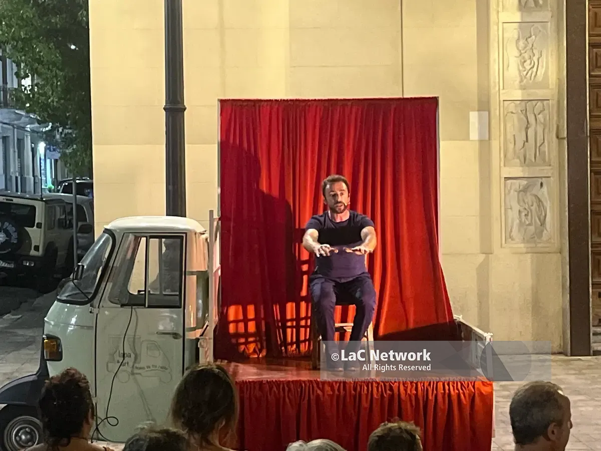 La storia della Resistenza nella terra della Magna Grecia, a Reggio “La partigiana” di Marco Mittica fonde antico e contemporaneo