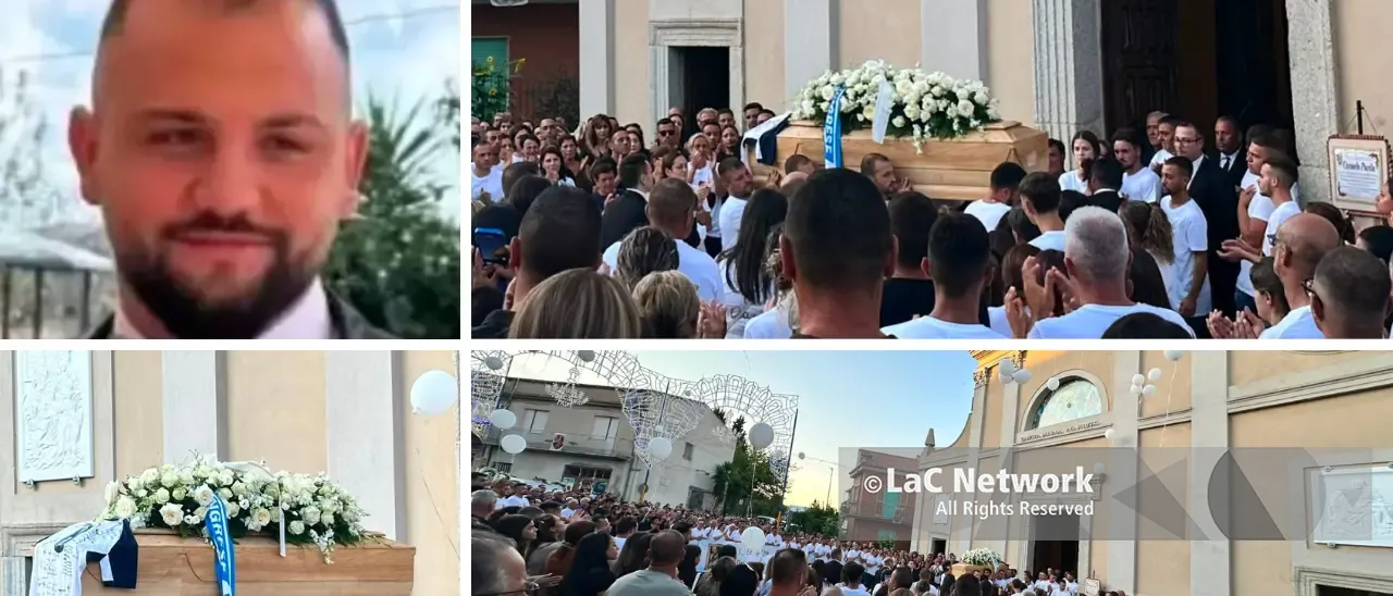 Zungri si ferma per l'ultimo saluto a Carmelo Purita: centinaia di persone ai funerali del 27enne\n