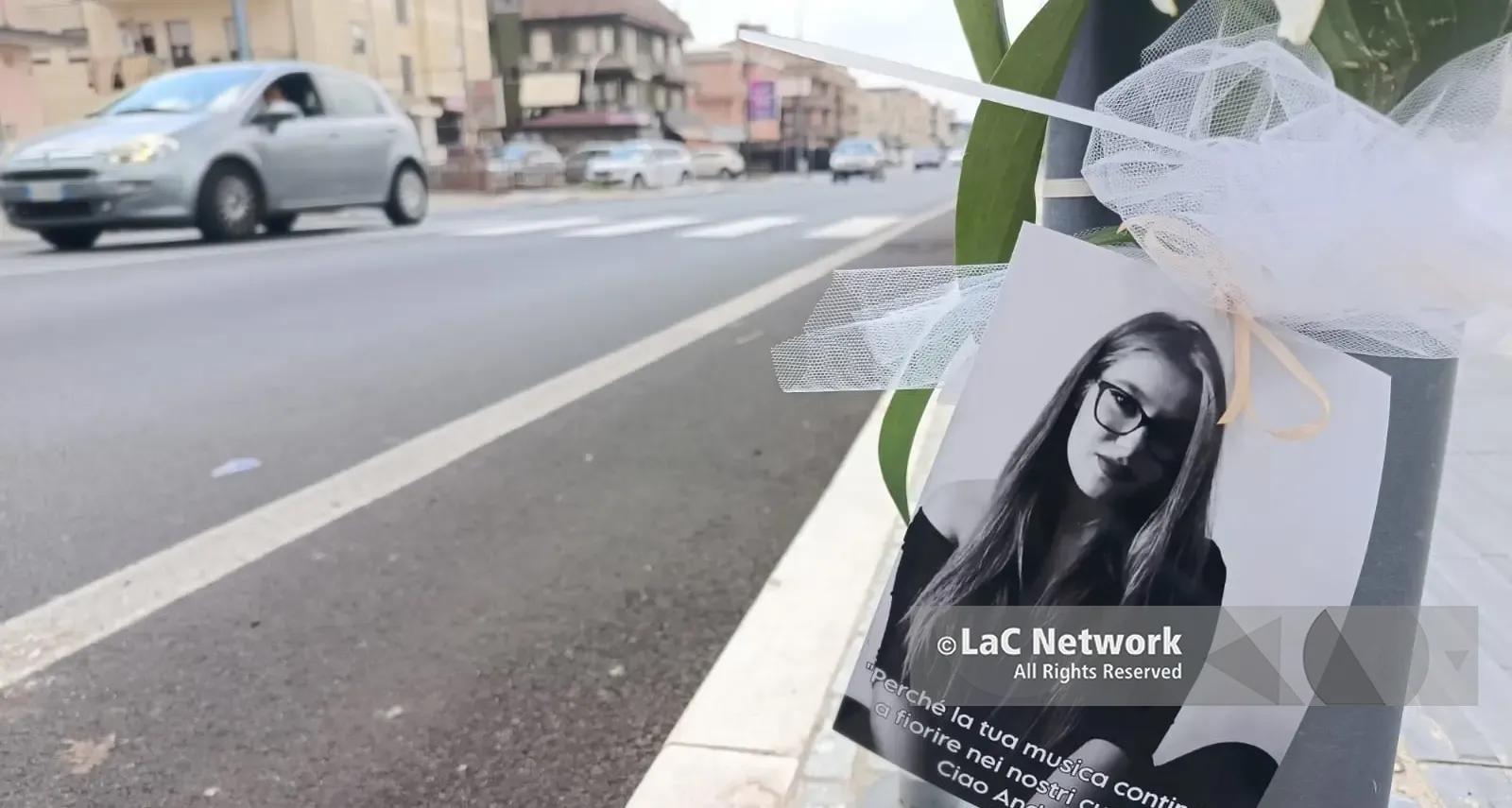 Morte di Andrea Minasi, il Comune valuta il limite di 30 km/h su viale Affaccio: «I dossi più complicati e costosi»\n