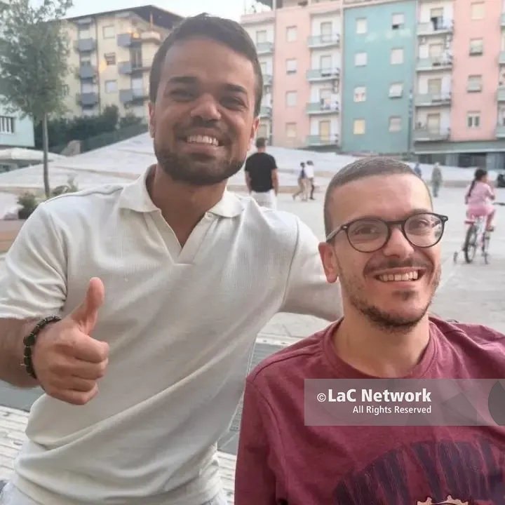 Giancarlo e Francesco Pio, due cugini inseparabili che attraversano insieme Cosenza ogni giorno\n