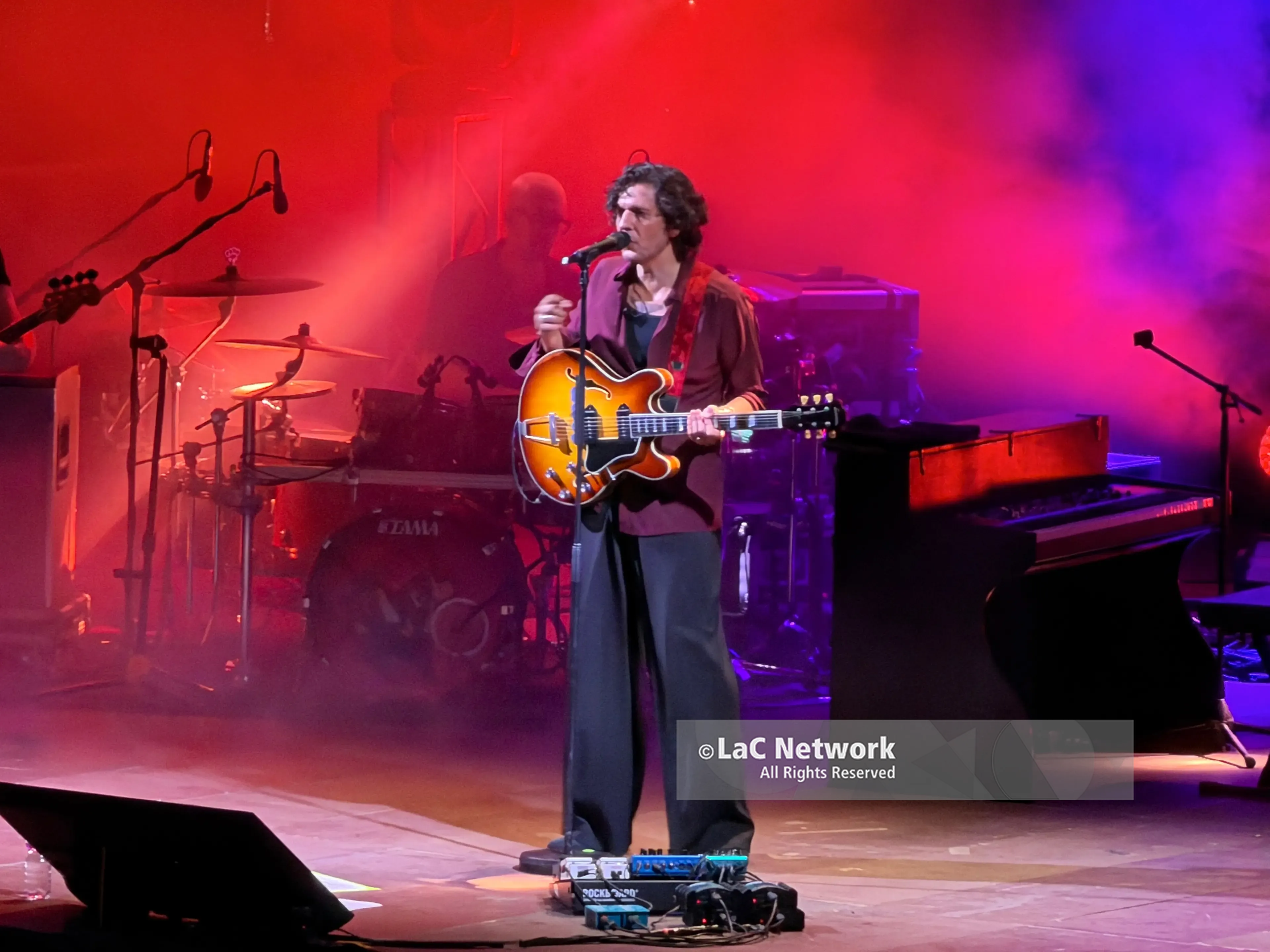 Acri apre la sua estate musicale con Ermal Meta, al via la nona edizione di R-Estate\n