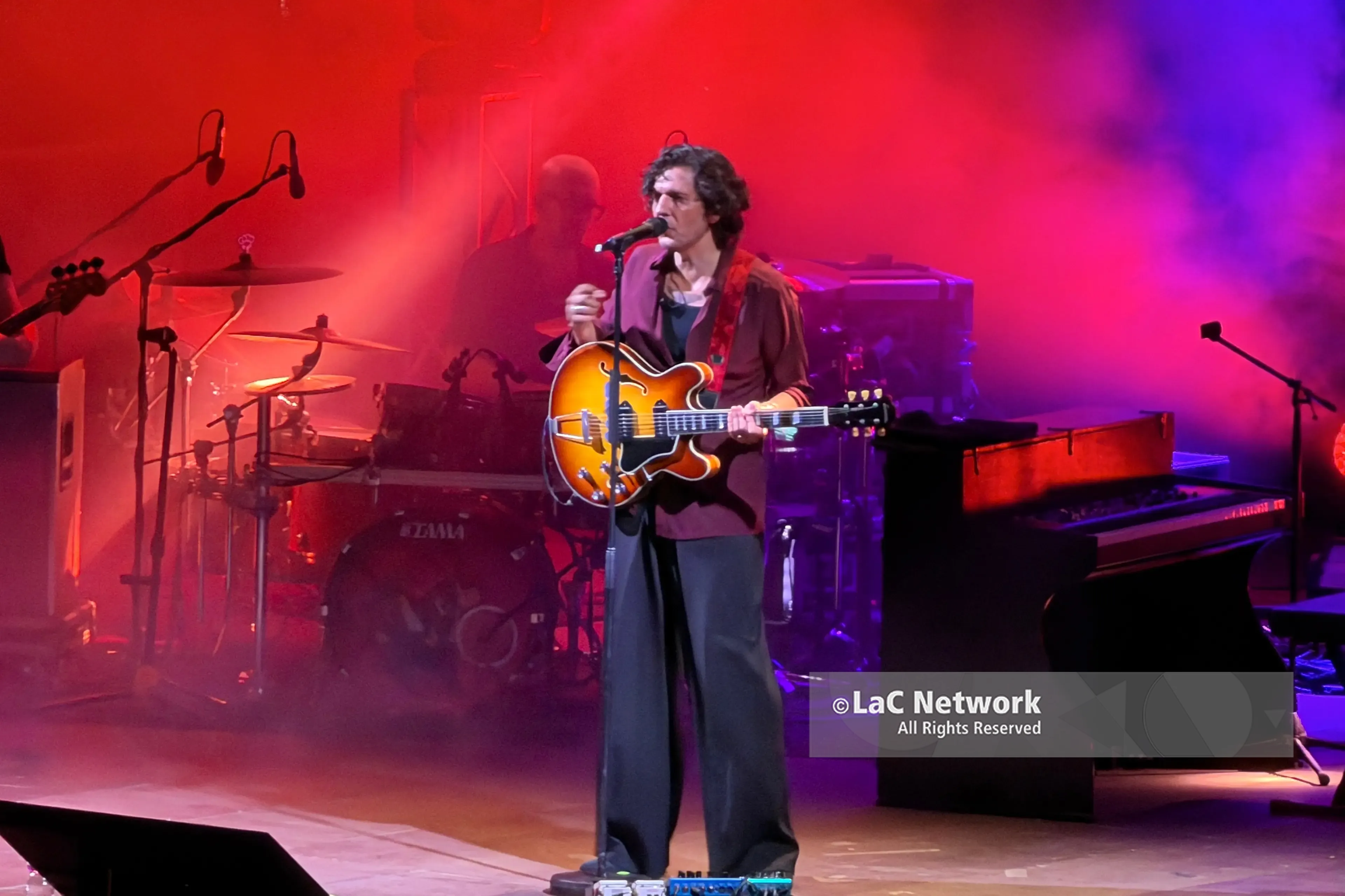 Acri apre la sua estate musicale con Ermal Meta, al via la nona edizione di R-Estate\n